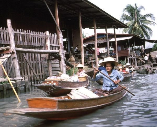 Thai Woman, Floating Market, Bangkok